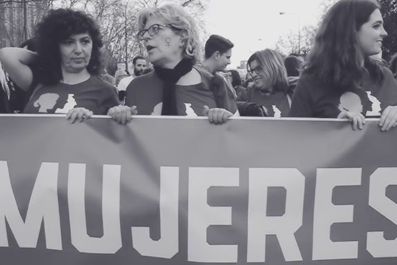 mujeres protestando derechos